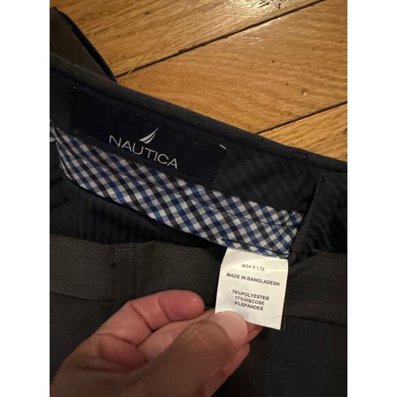 NEW Nautica Men’s Bi-Stretch Performance Dress Pants Gray 34x32 Flat Front - Picture 3 of 4